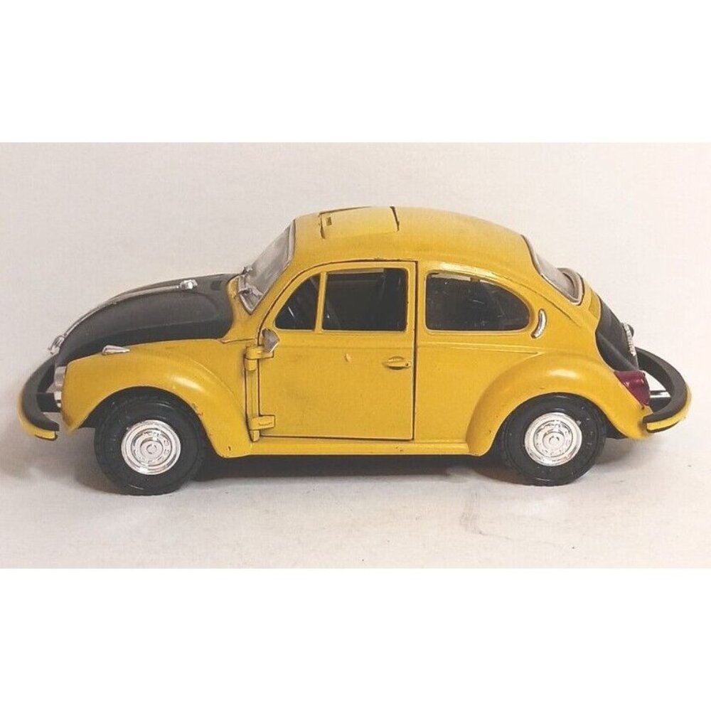 Gama VW Volkswagon Beetle Bug Vintage 1:24 Doors Hood Trunk Roof Open Yellow